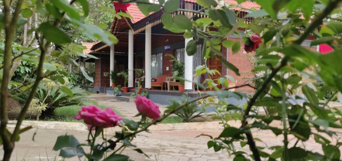 Rai Cottage @ Coorg ,Suntikoppa エクステリア 写真