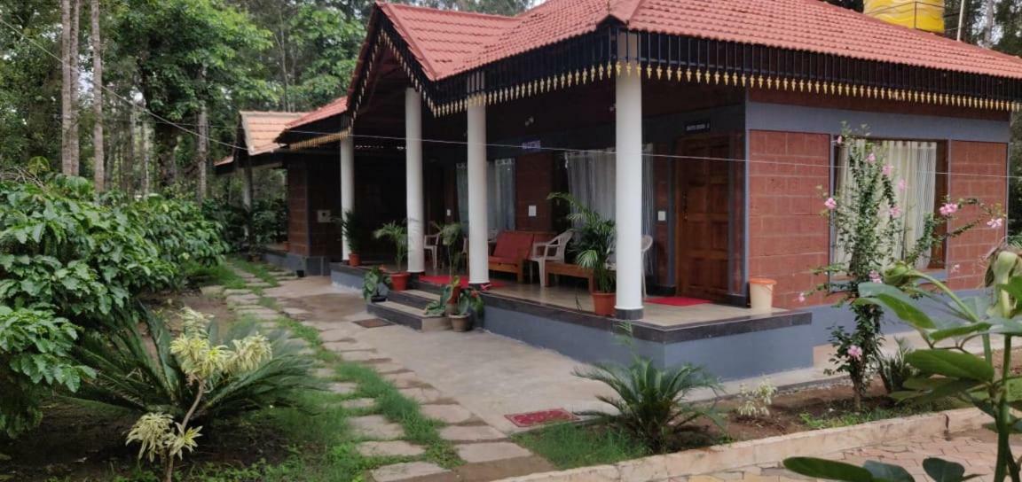 Rai Cottage @ Coorg ,Suntikoppa エクステリア 写真